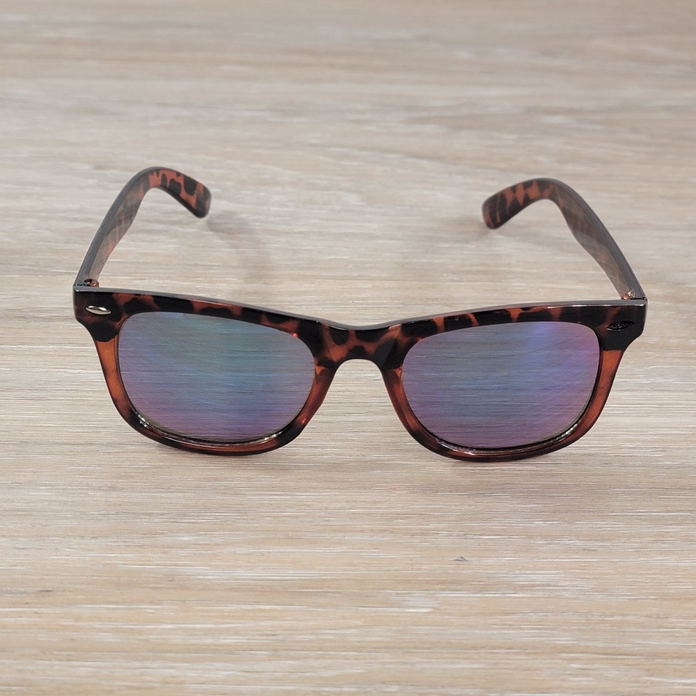 Womens Tortoise Square Sunglasses Blue Purple Mirrored Lenses Retro Wayfare - Picture 1 of 6